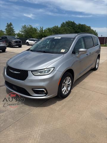 used 2021 Chrysler Pacifica car, priced at $18,550