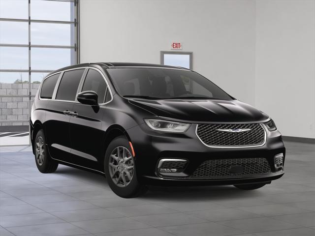 new 2025 Chrysler Pacifica car, priced at $45,725
