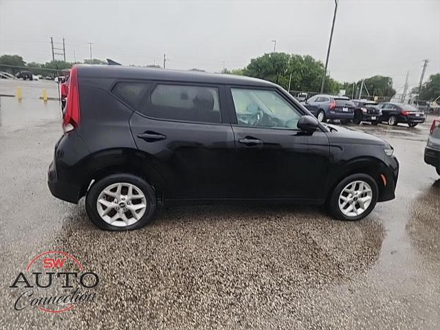 used 2022 Kia Soul car, priced at $13,745