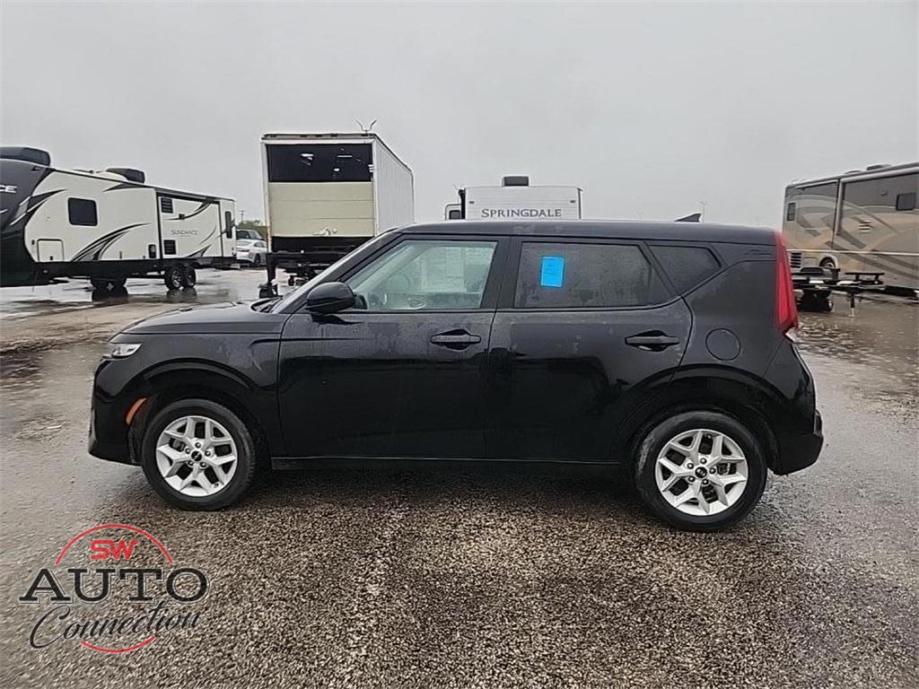 used 2022 Kia Soul car, priced at $12,946