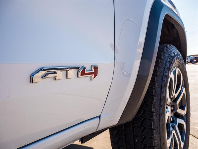 new 2024 GMC Canyon car, priced at $48,140