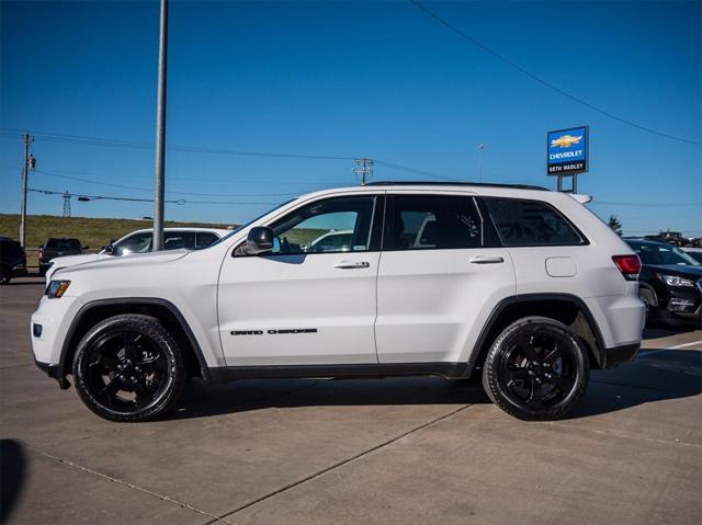 used 2018 Jeep Grand Cherokee car, priced at $16,887