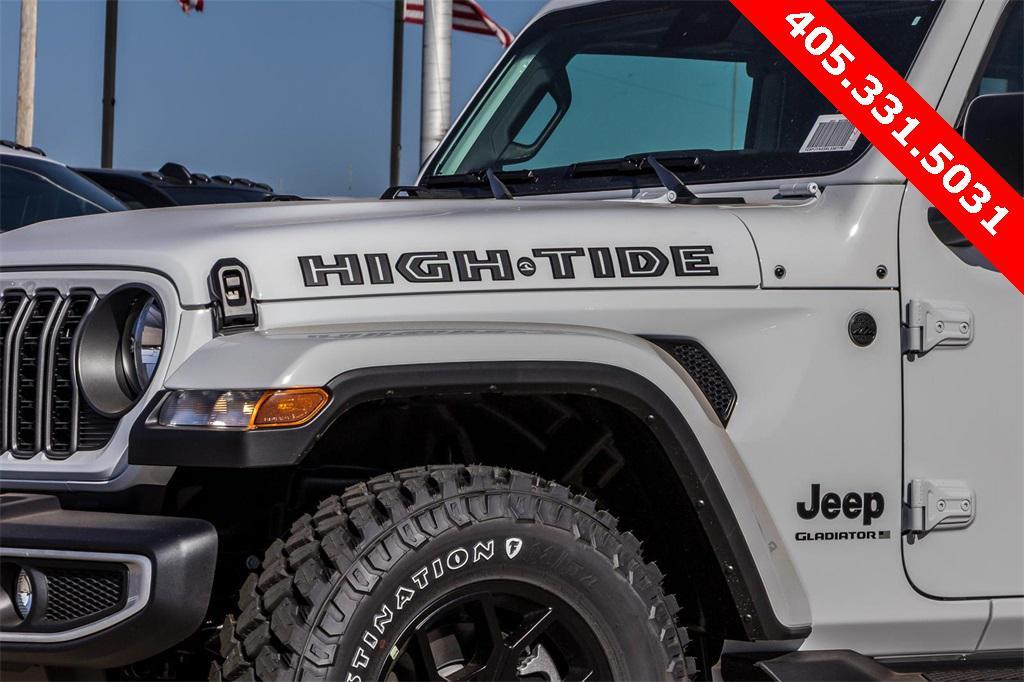new 2025 Jeep Gladiator car, priced at $41,768