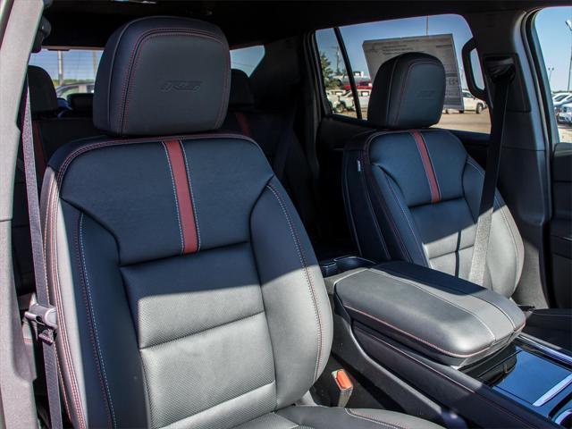 new 2025 Chevrolet Traverse car, priced at $55,595