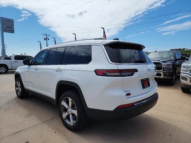 new 2024 Jeep Grand Cherokee L car, priced at $48,239