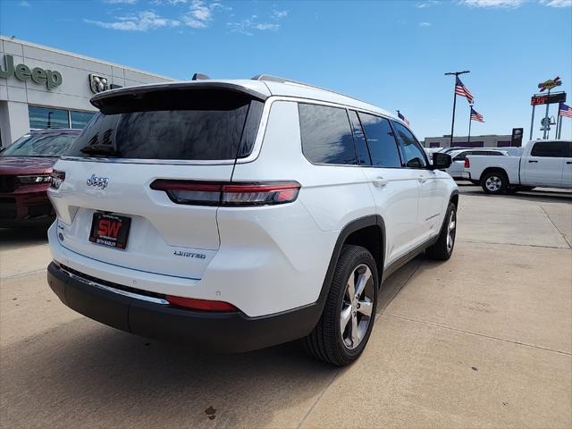 new 2024 Jeep Grand Cherokee L car, priced at $48,239