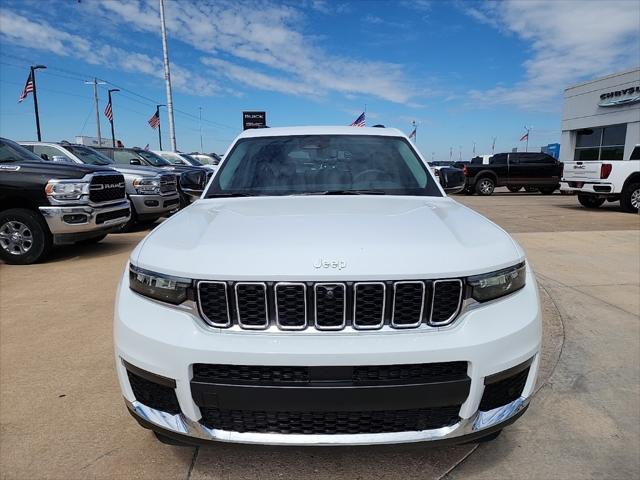 new 2024 Jeep Grand Cherokee L car, priced at $48,239