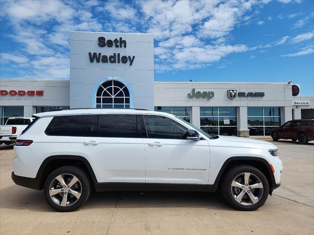 new 2024 Jeep Grand Cherokee L car, priced at $48,239