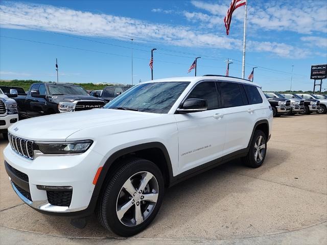 new 2024 Jeep Grand Cherokee L car, priced at $48,239