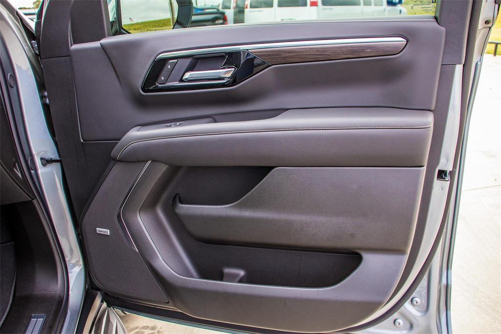 new 2026 Chevrolet Suburban car, priced at $88,775