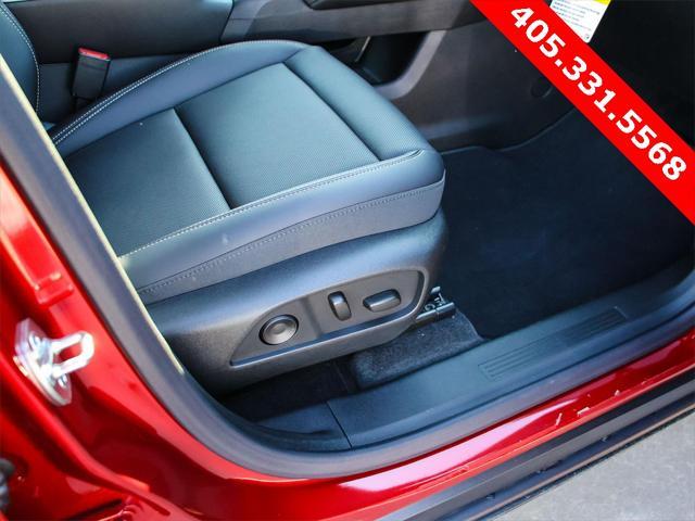 new 2025 GMC Terrain car, priced at $39,565