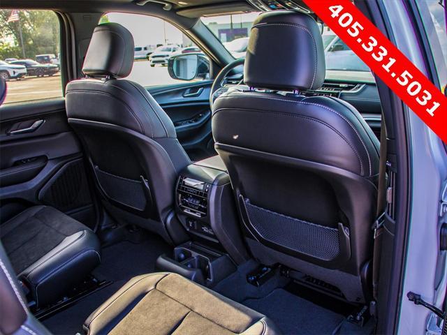 new 2025 Jeep Grand Cherokee L car, priced at $40,027