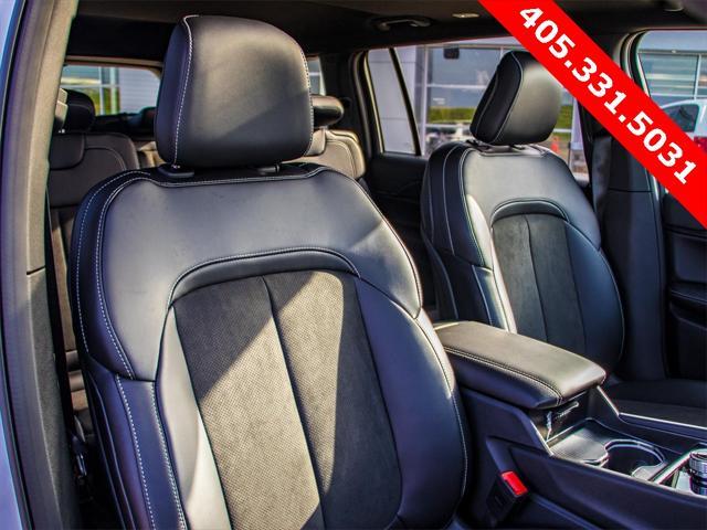 new 2025 Jeep Grand Cherokee L car, priced at $40,027
