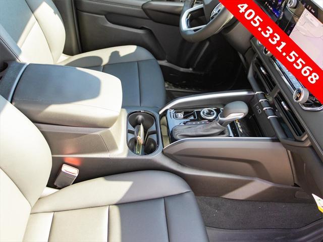 new 2025 Chevrolet Colorado car, priced at $45,200