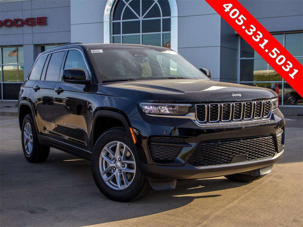 new 2025 Jeep Grand Cherokee car, priced at $36,098