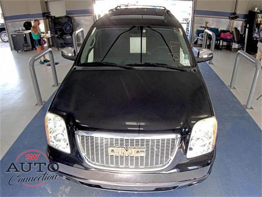 used 2013 GMC Yukon car, priced at $13,910