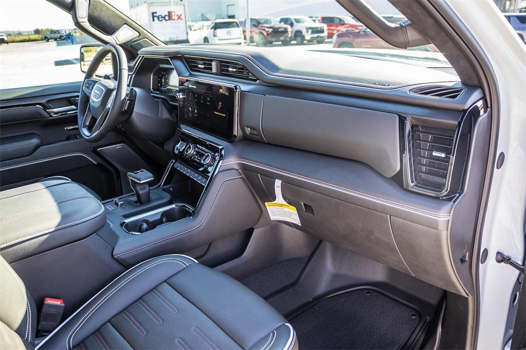 new 2025 GMC Sierra 1500 car, priced at $76,829