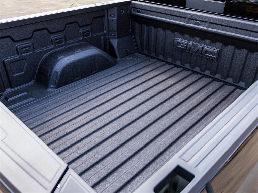 new 2025 GMC Sierra 1500 car, priced at $72,008