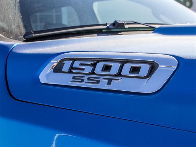 new 2025 Ram 1500 car, priced at $62,335