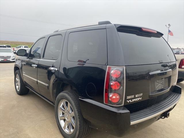 used 2011 GMC Yukon car, priced at $7,495