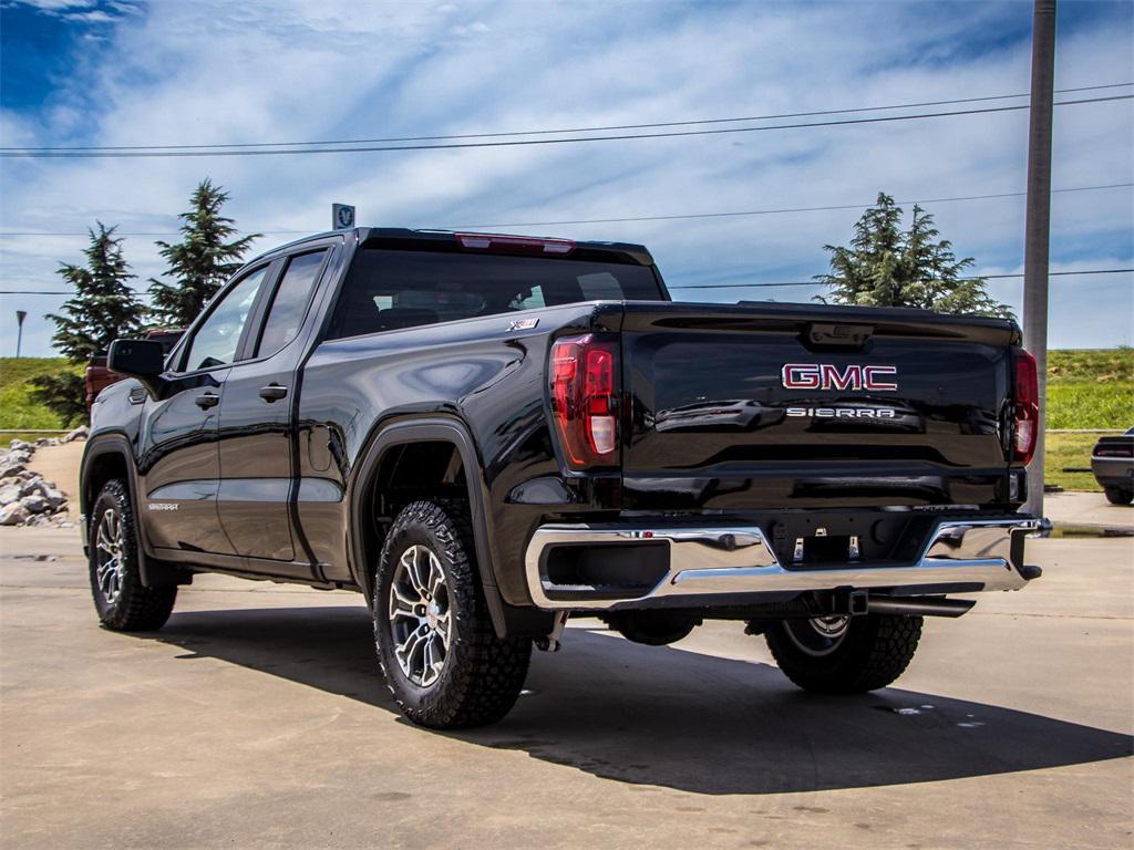 new 2026 GMC Sierra 1500 car, priced at $47,827