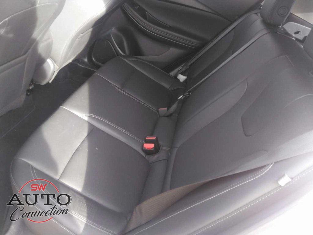 used 2024 Buick Encore GX car, priced at $20,914