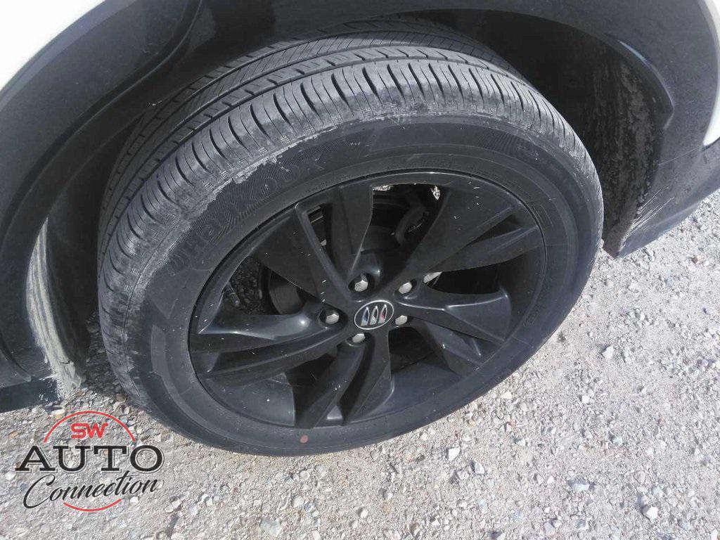 used 2024 Buick Encore GX car, priced at $20,914