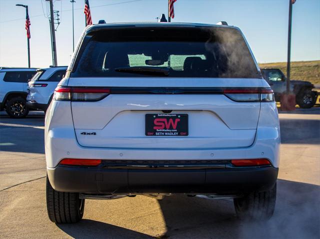 new 2025 Jeep Grand Cherokee car, priced at $41,050