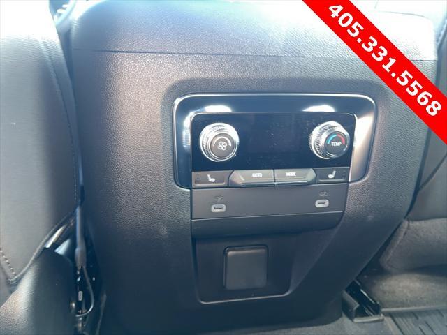 new 2024 GMC Yukon XL car, priced at $75,734