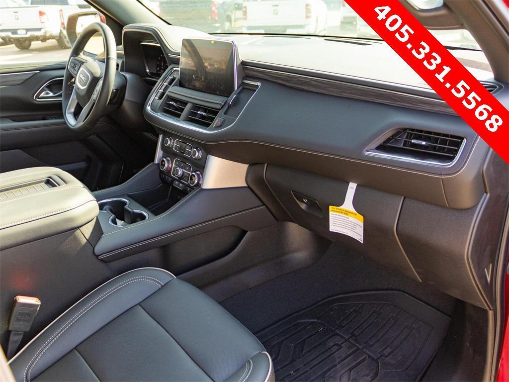 new 2024 GMC Yukon XL car, priced at $70,635