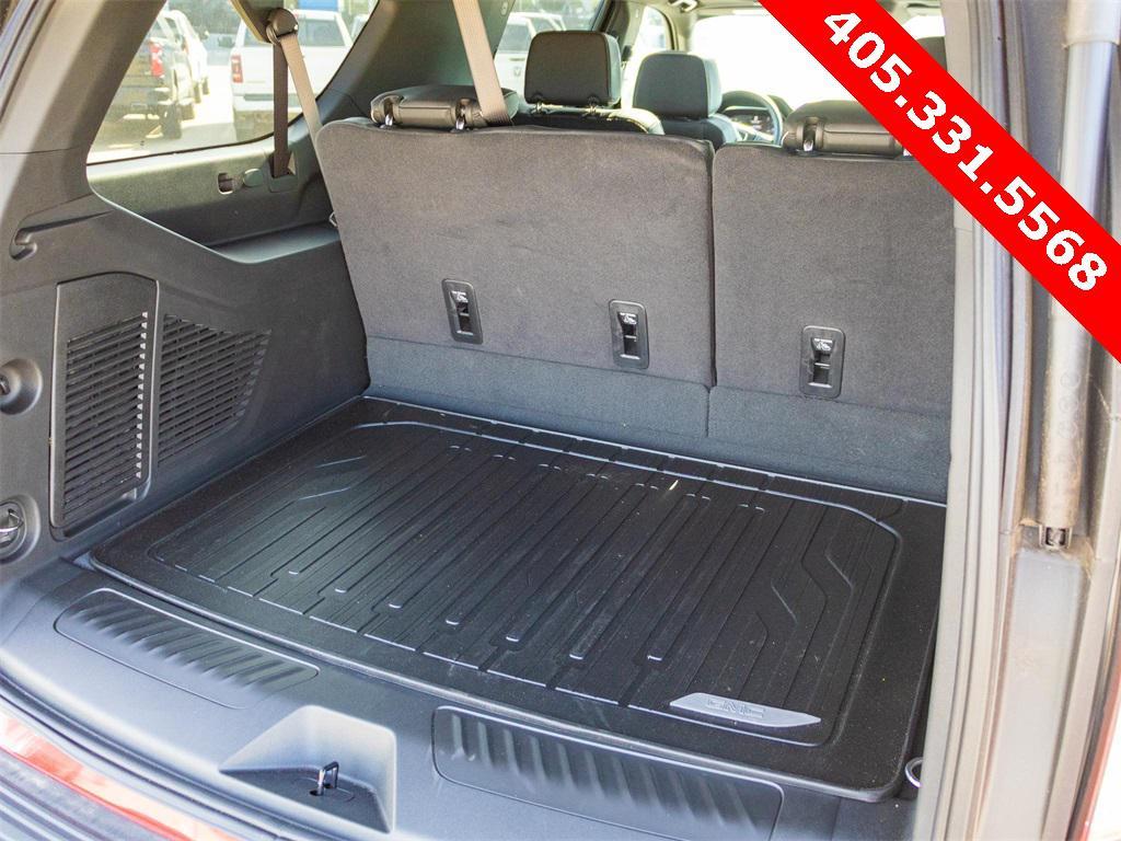new 2024 GMC Yukon XL car, priced at $70,635