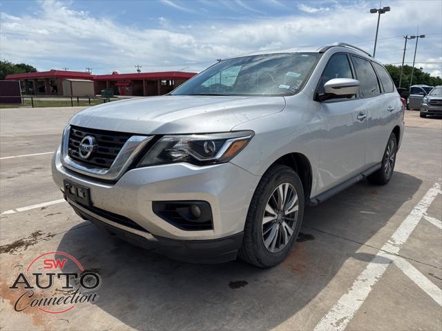 used 2020 Nissan Pathfinder car, priced at $16,915