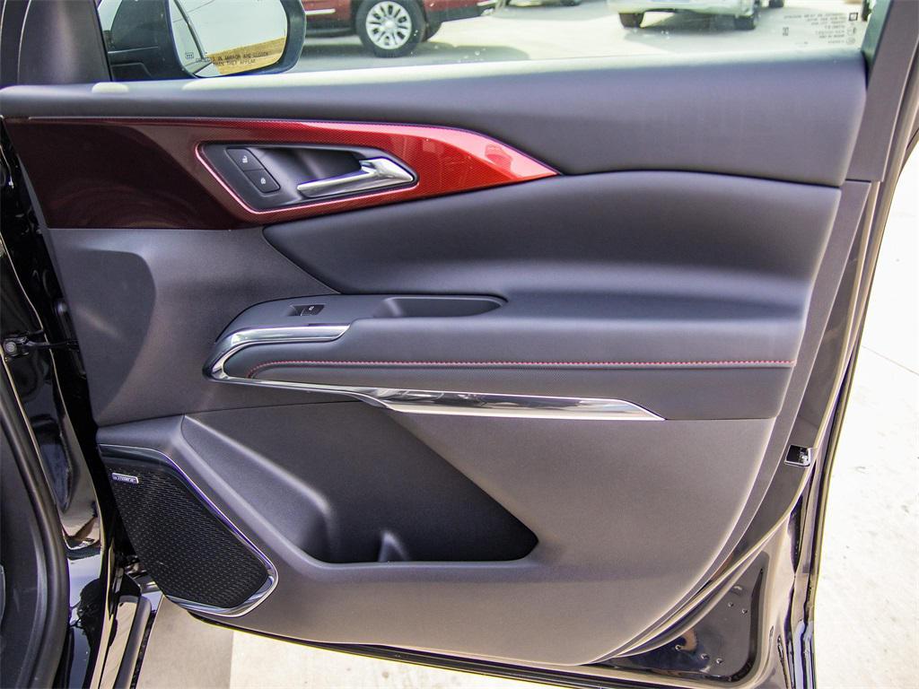 new 2026 Chevrolet Traverse car, priced at $57,720