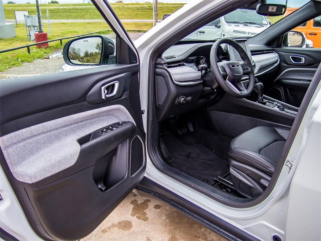 new 2026 Jeep Compass car, priced at $28,754