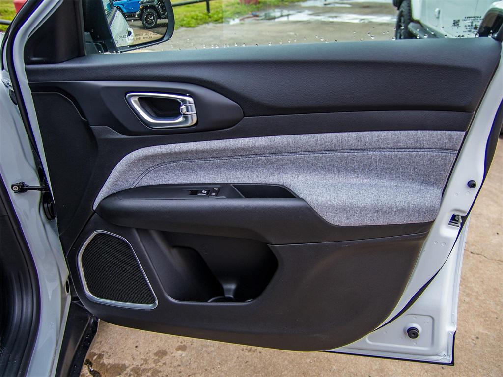 new 2026 Jeep Compass car, priced at $28,754