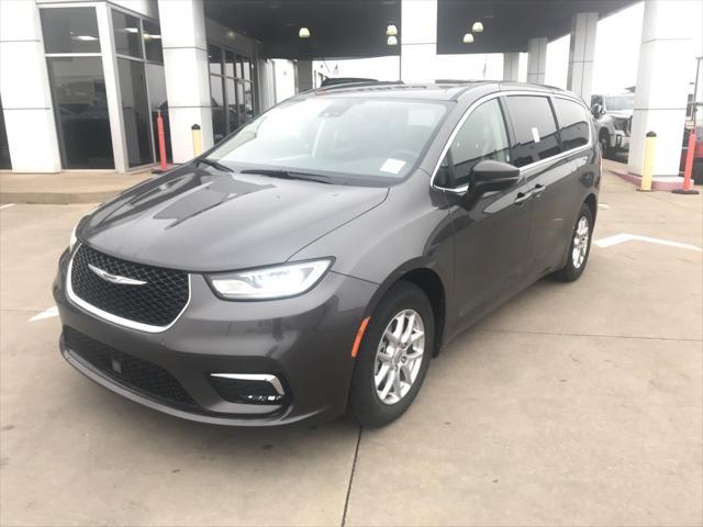 used 2023 Chrysler Pacifica car, priced at $23,889