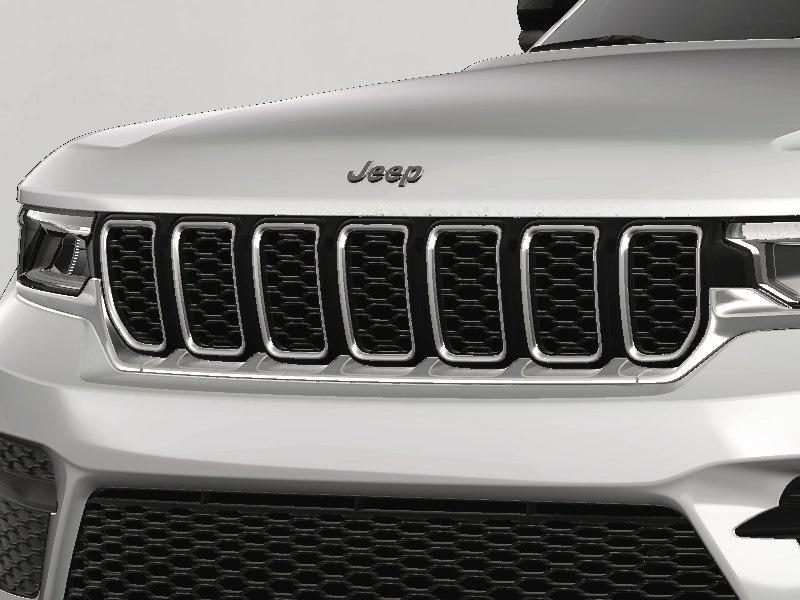 new 2025 Jeep Grand Cherokee car, priced at $38,799