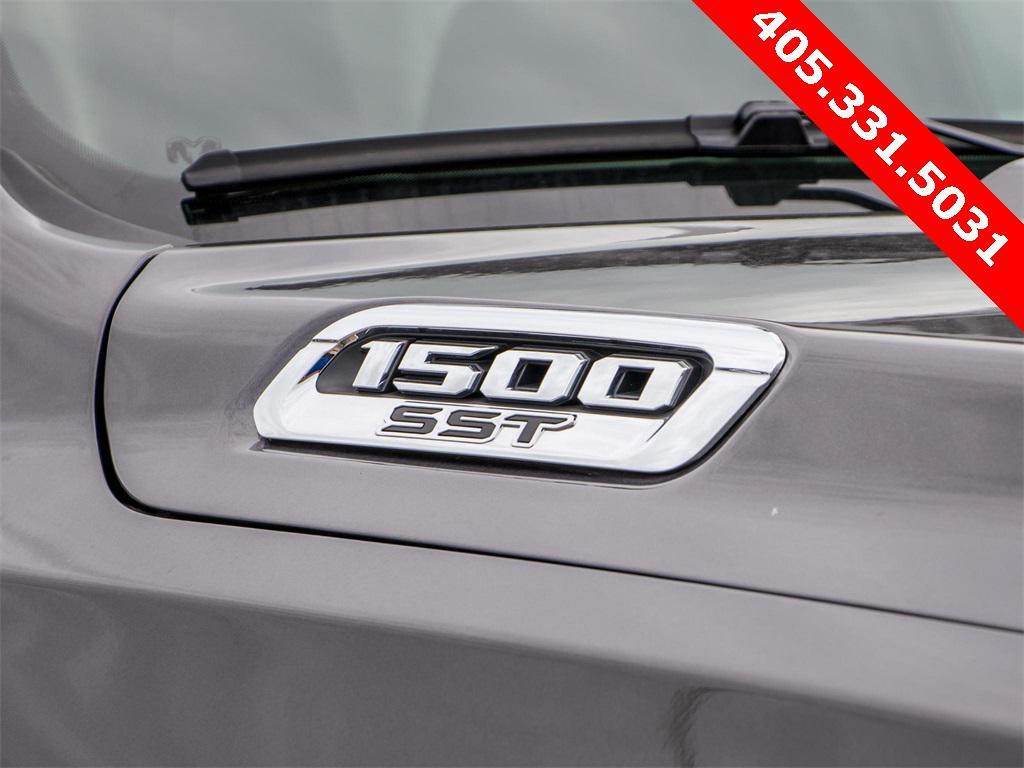 new 2025 Ram 1500 car, priced at $46,544
