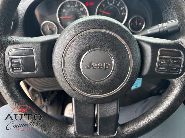 used 2015 Jeep Wrangler Unlimited car, priced at $14,965