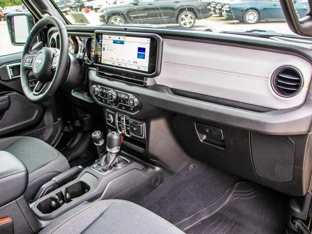 new 2025 Jeep Wrangler car, priced at $43,616