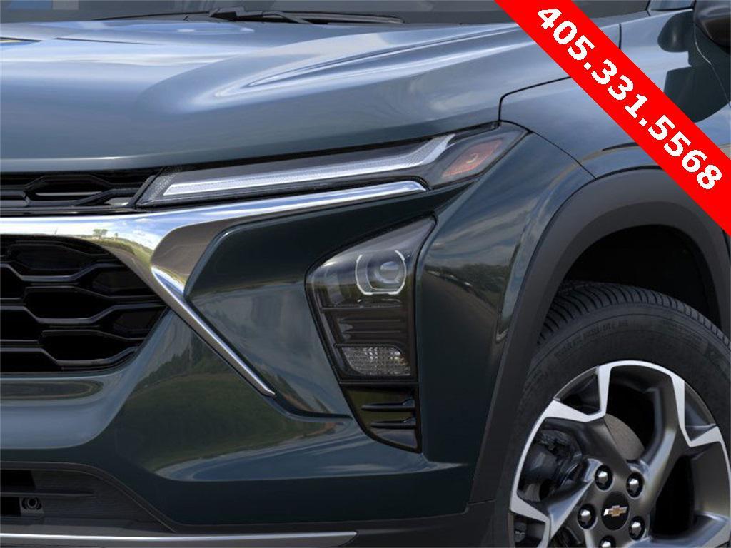 new 2025 Chevrolet Trax car, priced at $25,485