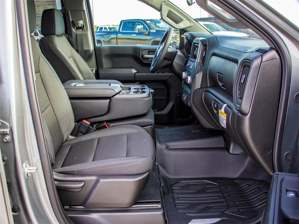 new 2026 GMC Sierra 1500 car, priced at $47,648