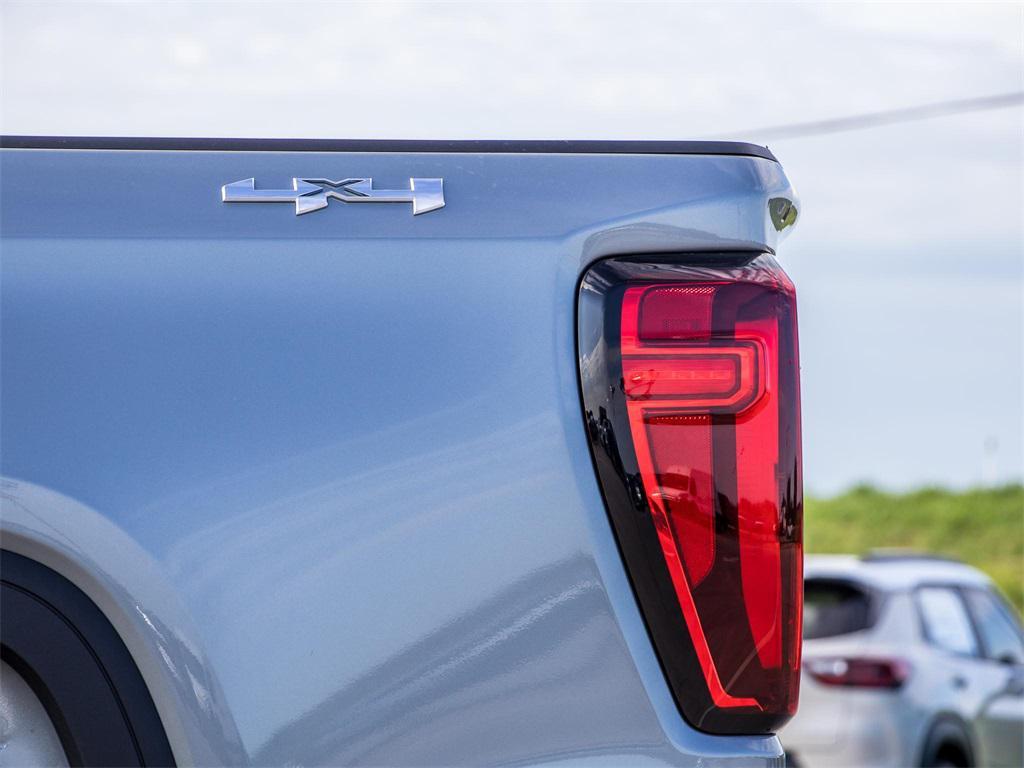 new 2026 GMC Sierra 1500 car, priced at $47,648