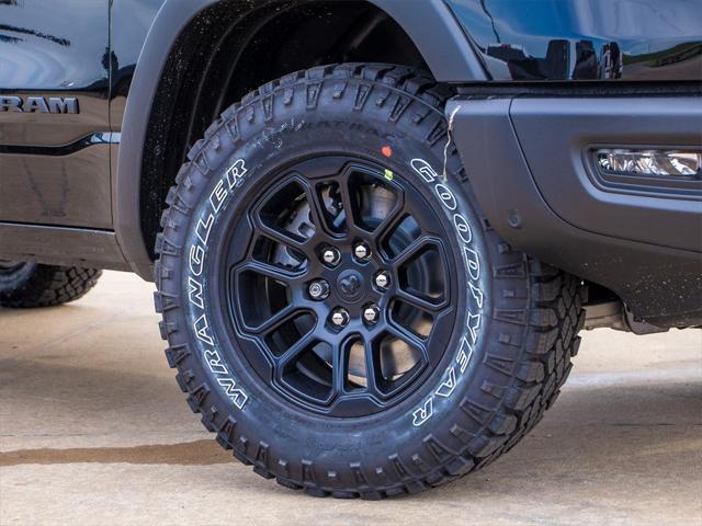 new 2025 Ram 1500 car, priced at $58,641