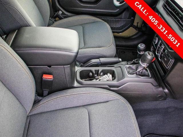 new 2025 Jeep Gladiator car, priced at $37,047