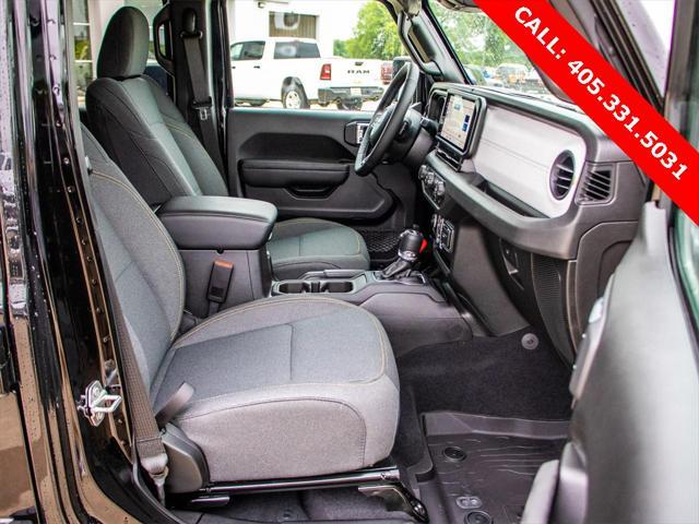 new 2025 Jeep Wrangler car, priced at $39,432