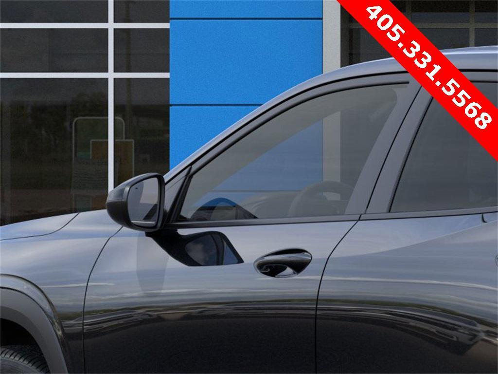 new 2025 Chevrolet Trax car, priced at $23,900