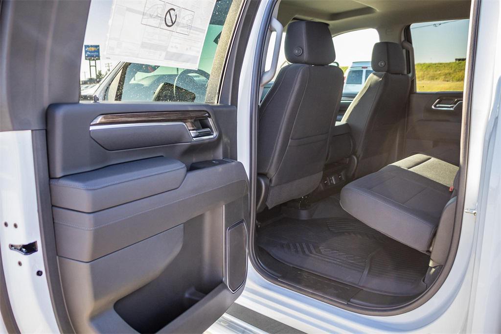 new 2025 Chevrolet Silverado 2500 car, priced at $68,900