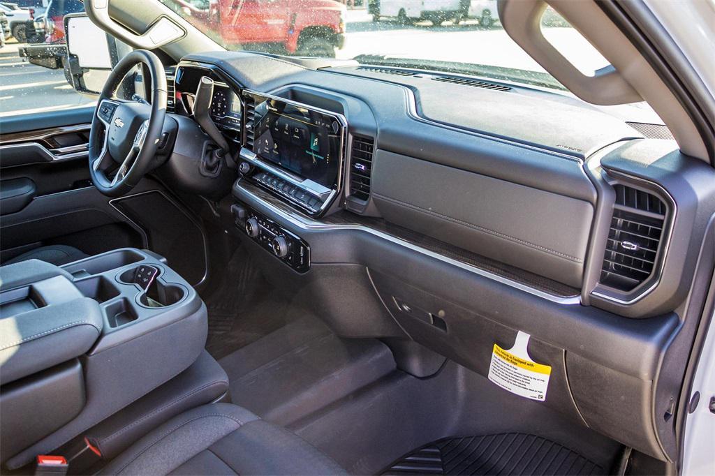 new 2025 Chevrolet Silverado 2500 car, priced at $68,900