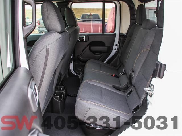 new 2025 Jeep Gladiator car, priced at $42,085
